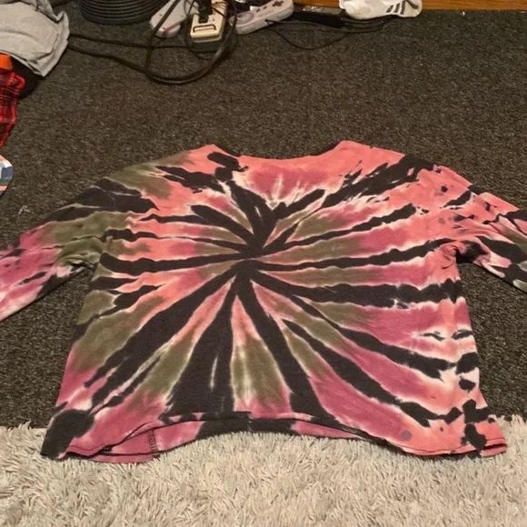 cropped t shirt - Picture 2 of 3